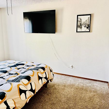 Artsy Home Close To Usafa With Fireplace And Patio Colorado Springs Exteriör bild