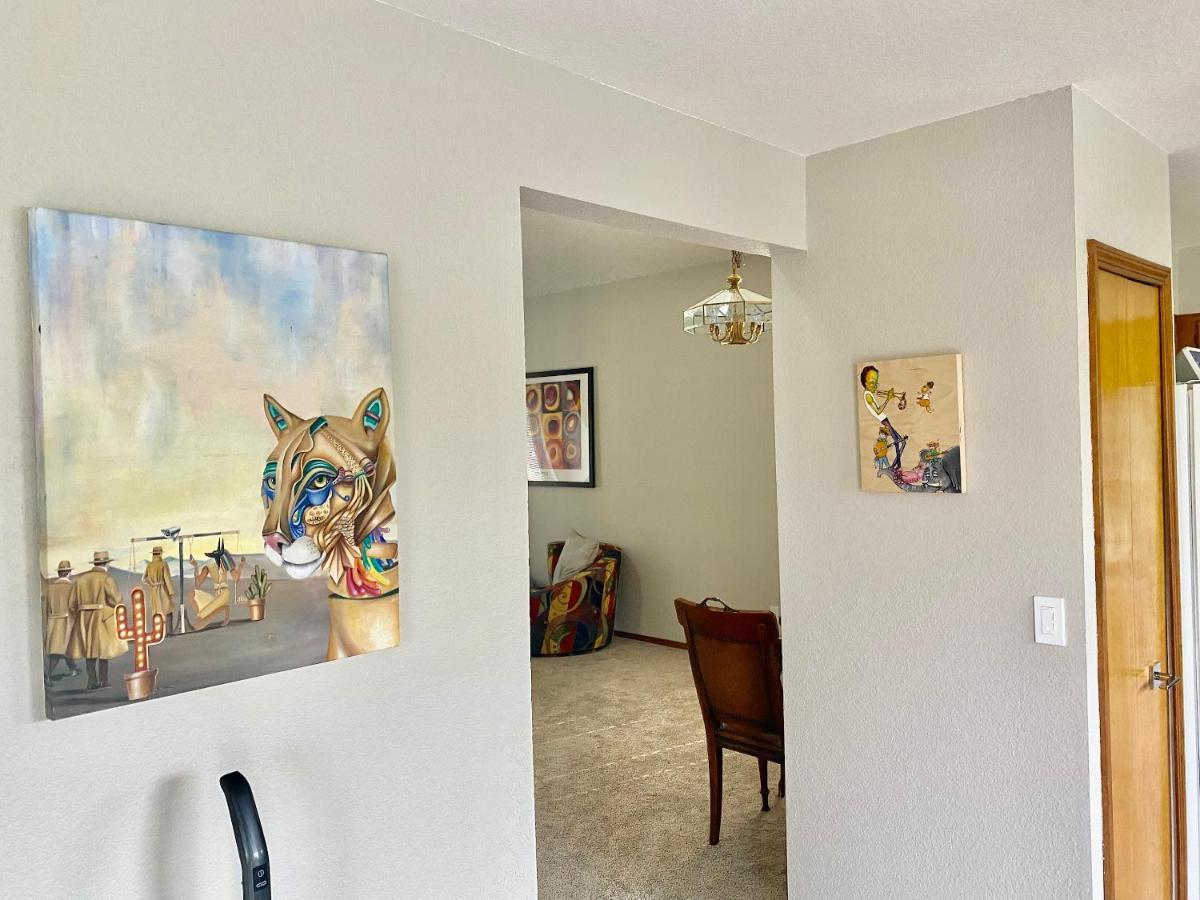 Artsy Home Close To Usafa With Fireplace And Patio Colorado Springs Exteriör bild